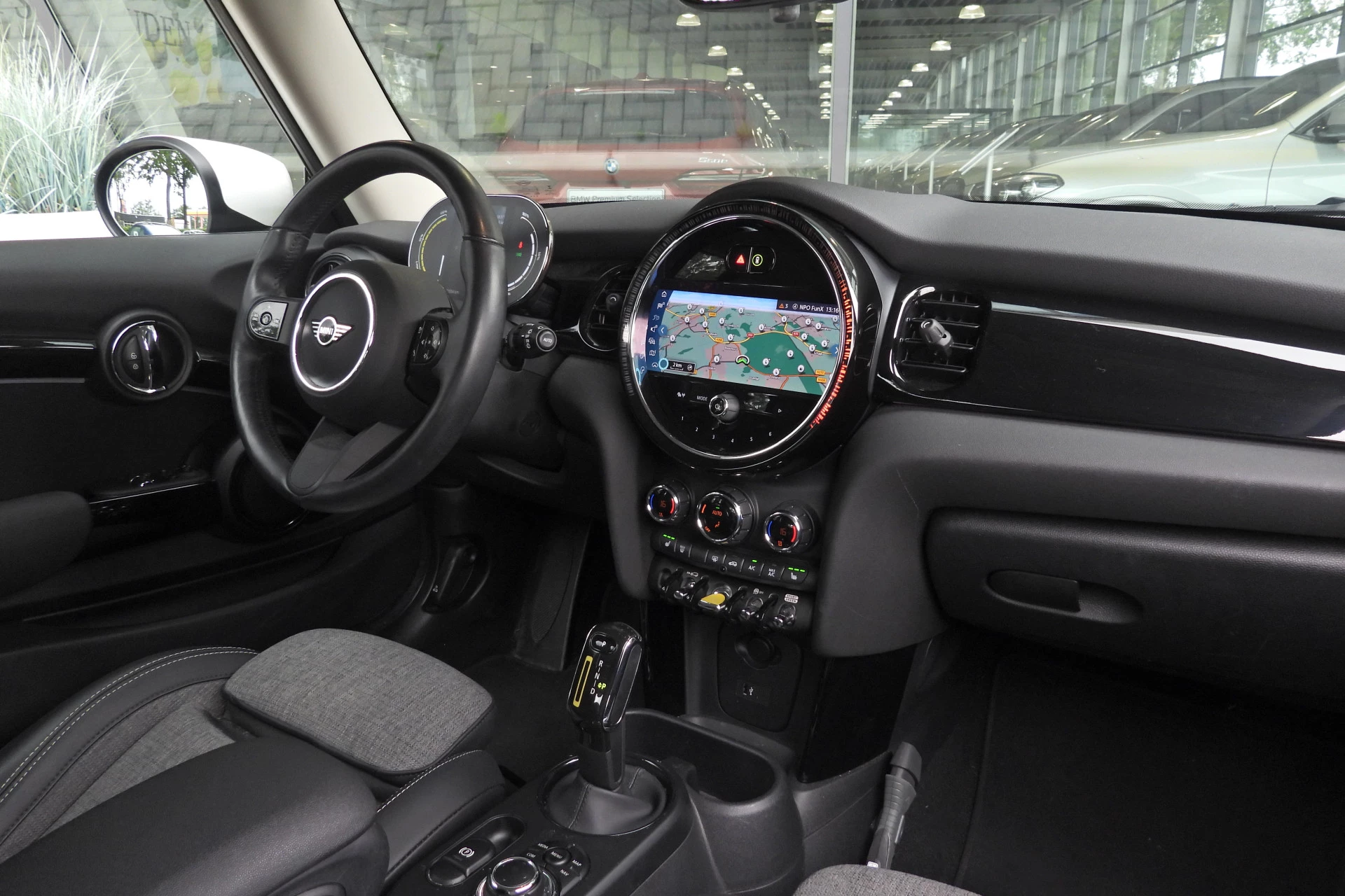 Hoofdafbeelding MINI Electric