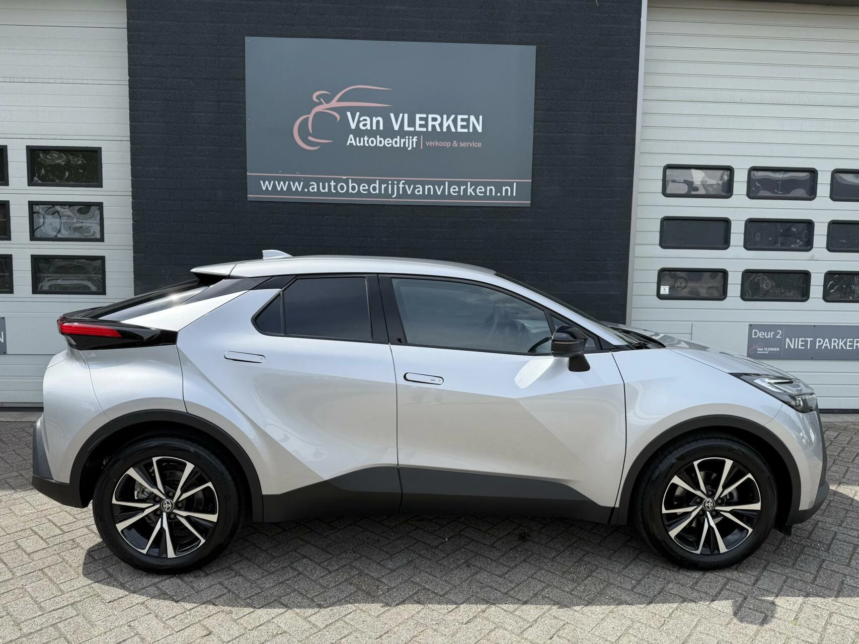 Hoofdafbeelding Toyota C-HR