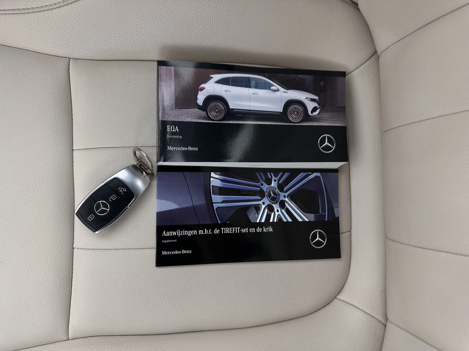 Hoofdafbeelding Mercedes-Benz EQA