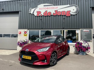 Toyota Yaris 1.5 HYBRID Dynamic, TwoTone, Adaptive cruise, Camera, LED, Apple carplay!