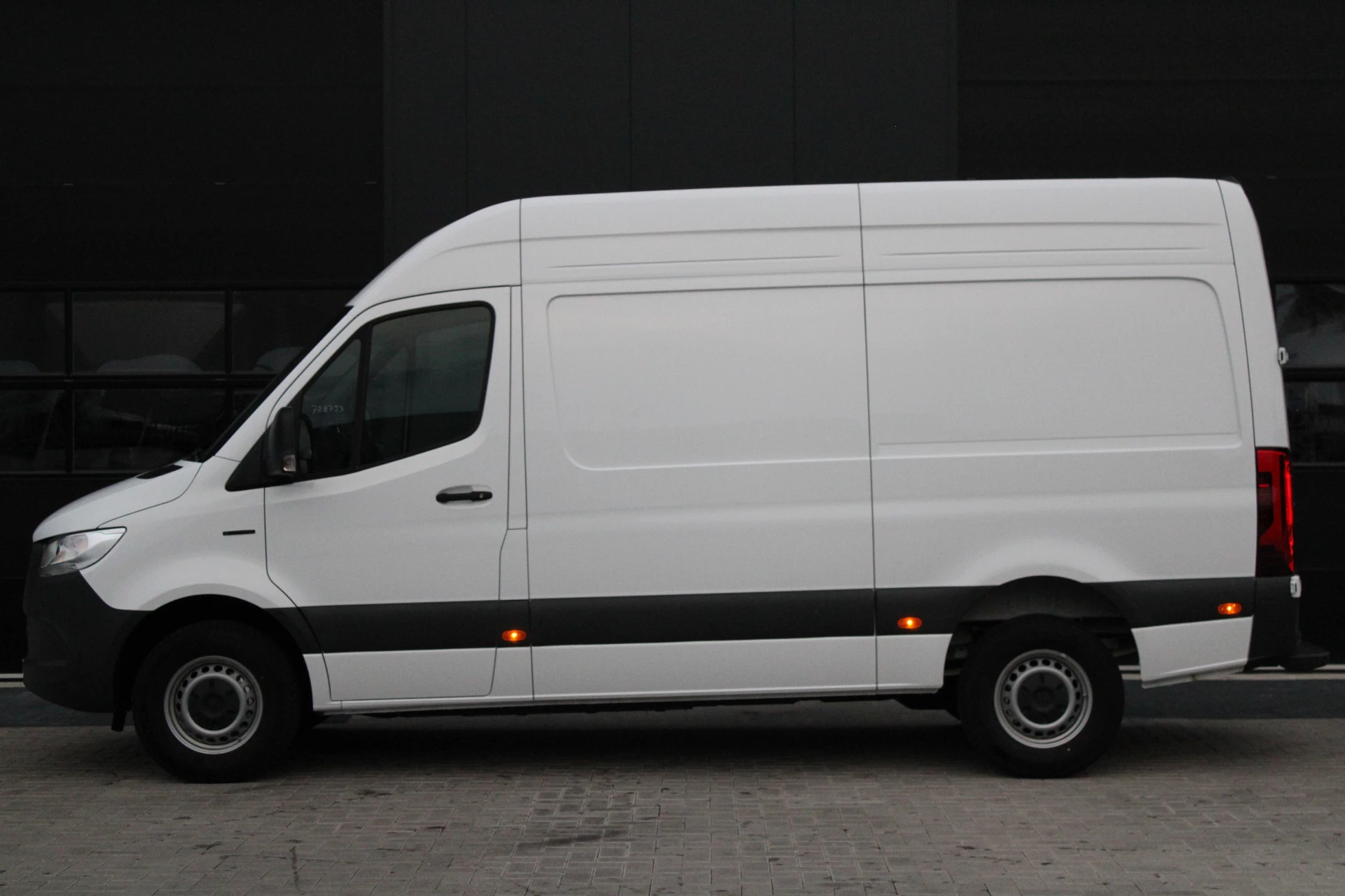 Hoofdafbeelding Mercedes-Benz eSprinter