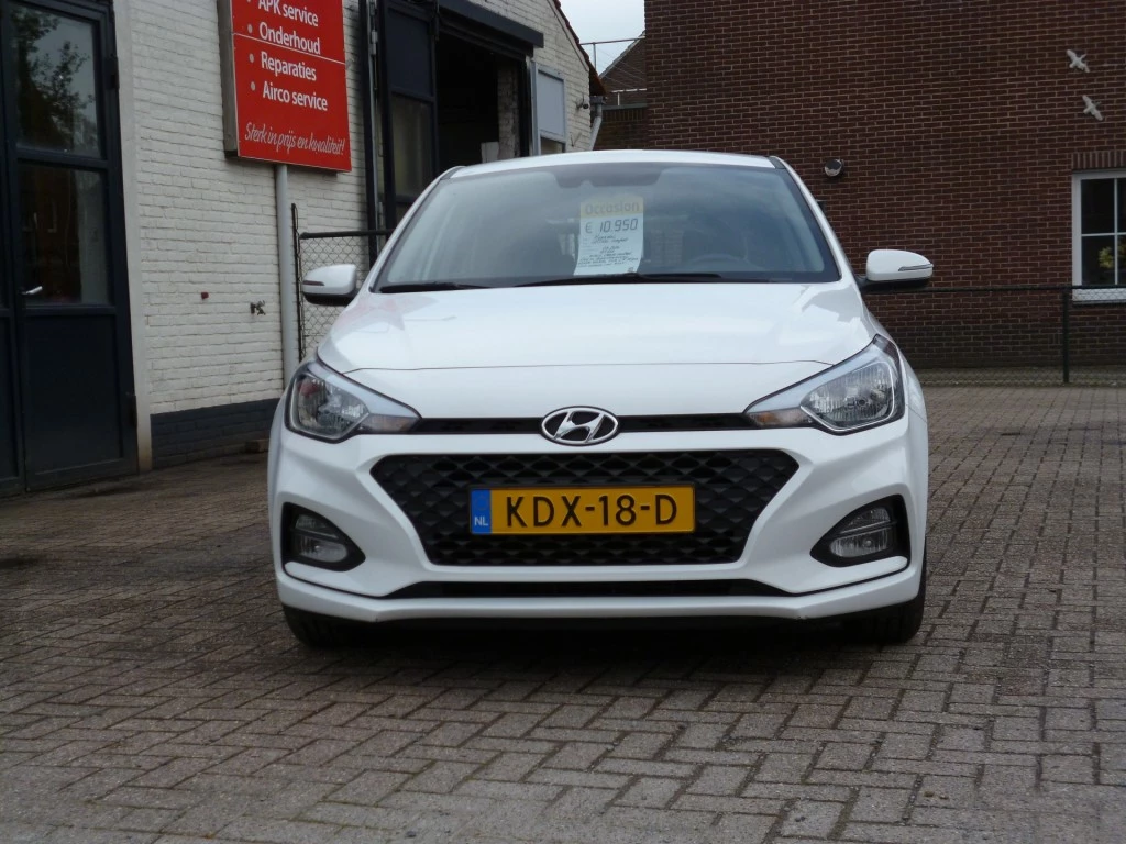 Hoofdafbeelding Hyundai i20