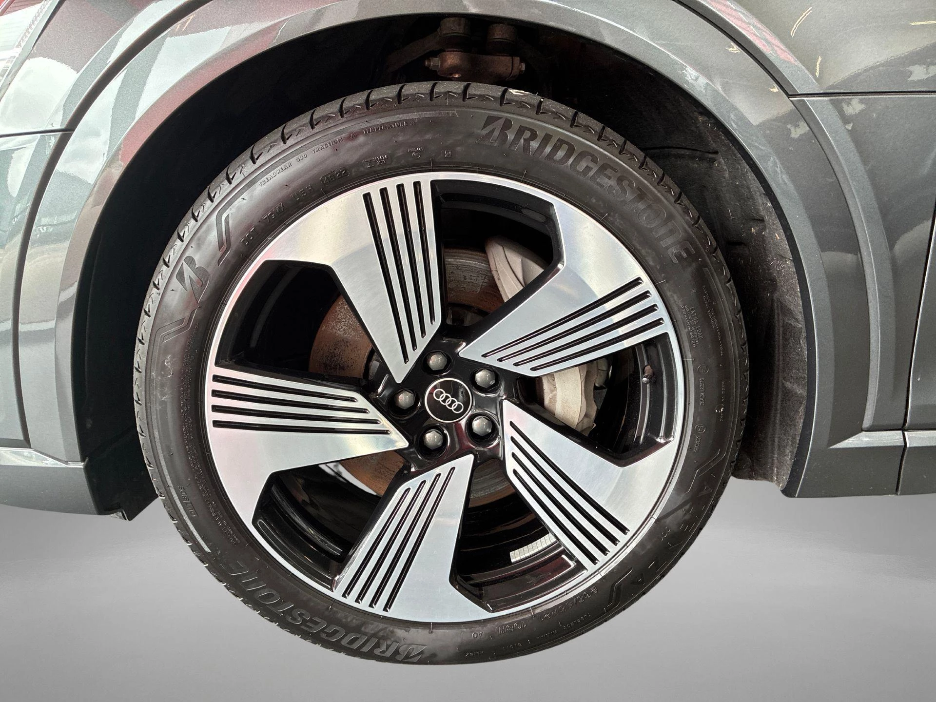 Hoofdafbeelding Audi e-tron