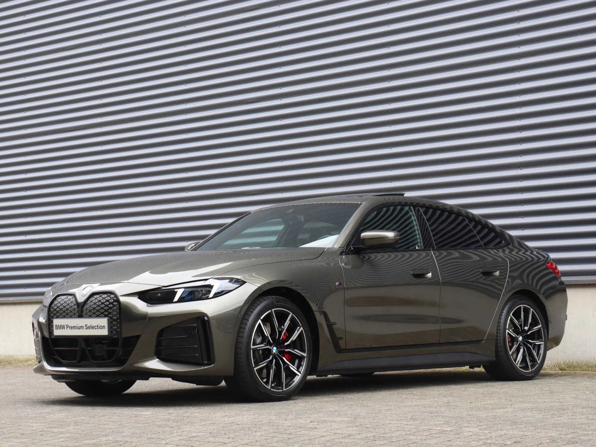 Hoofdafbeelding BMW i4