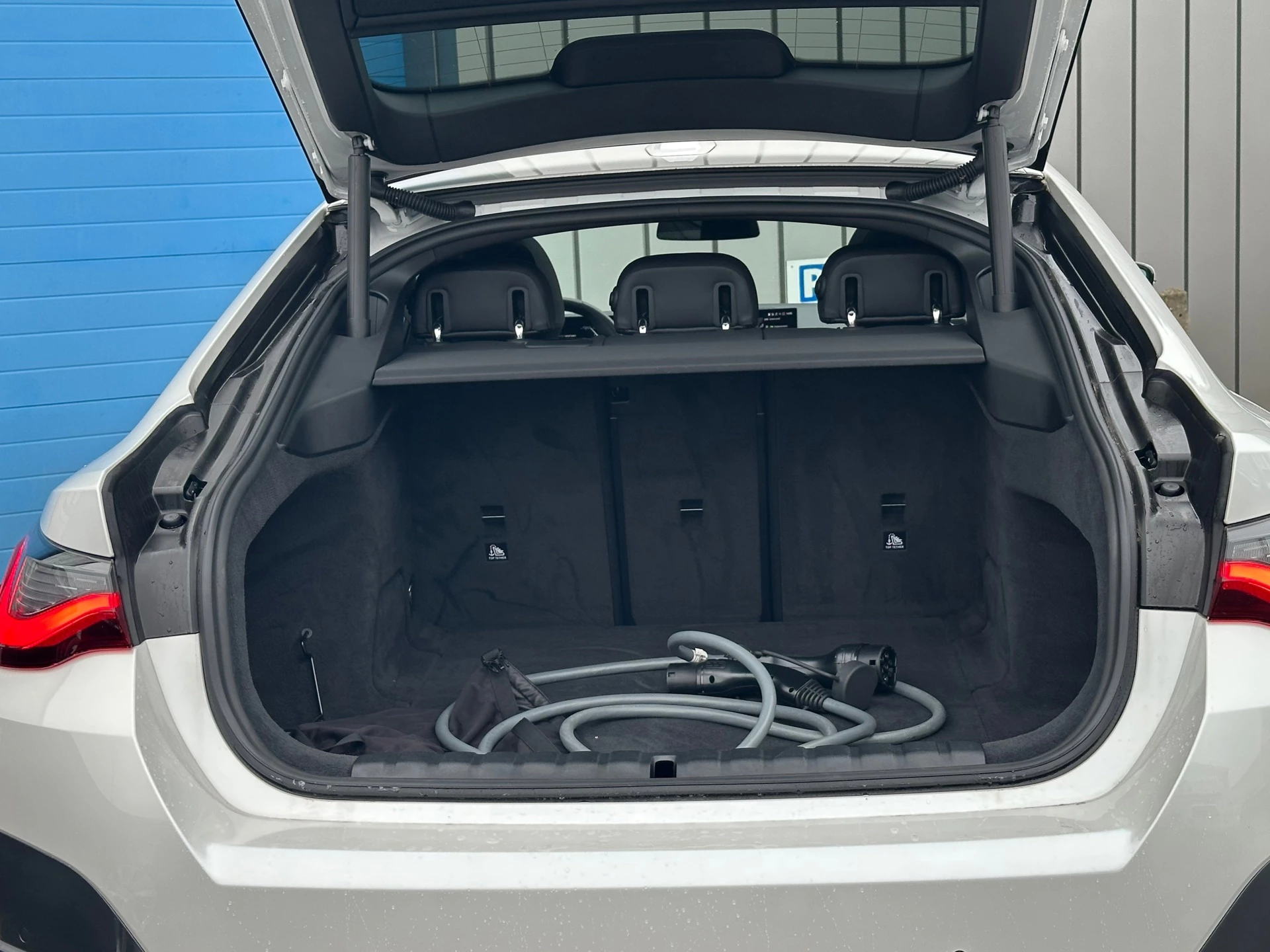 Hoofdafbeelding BMW i4