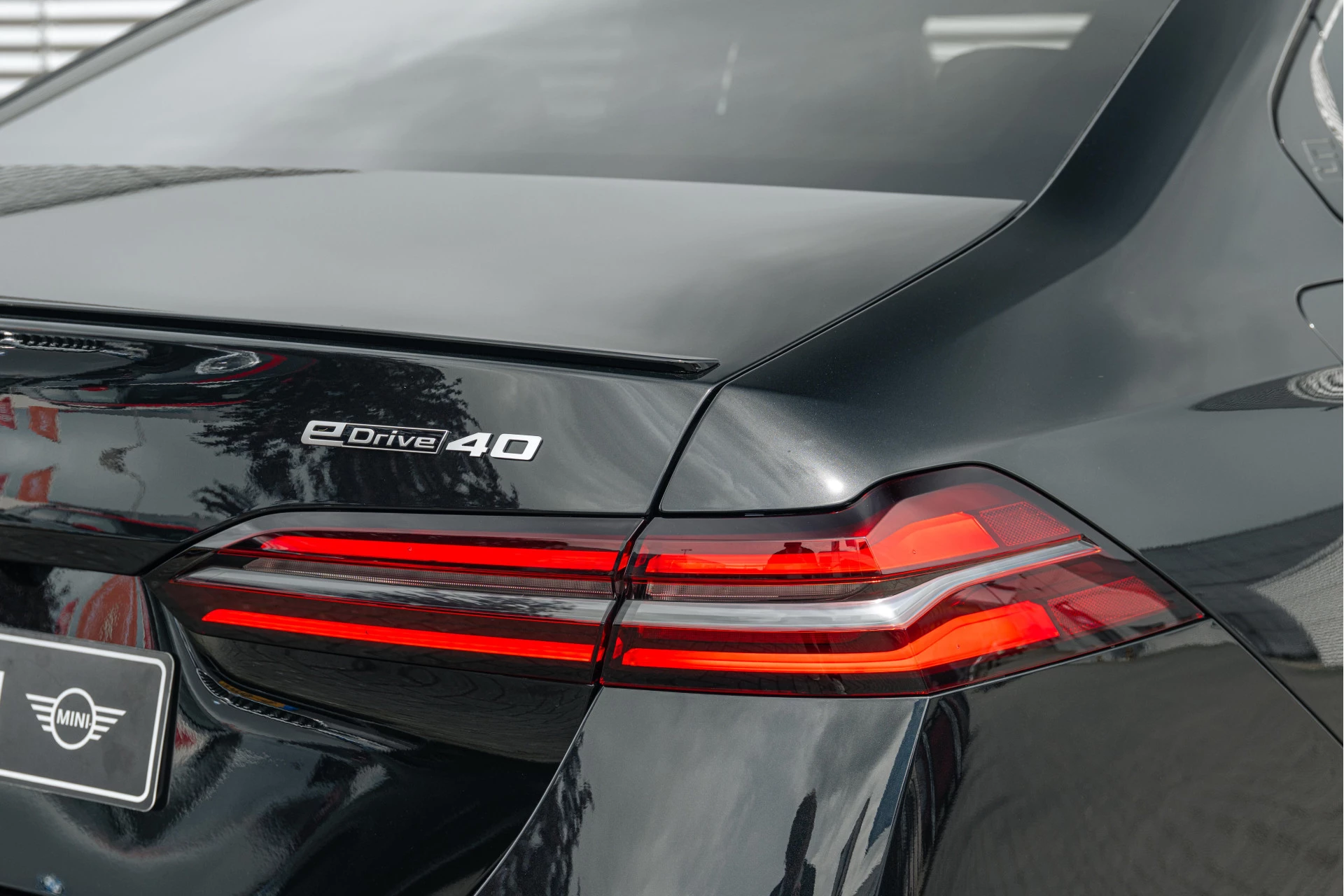 Hoofdafbeelding BMW i5