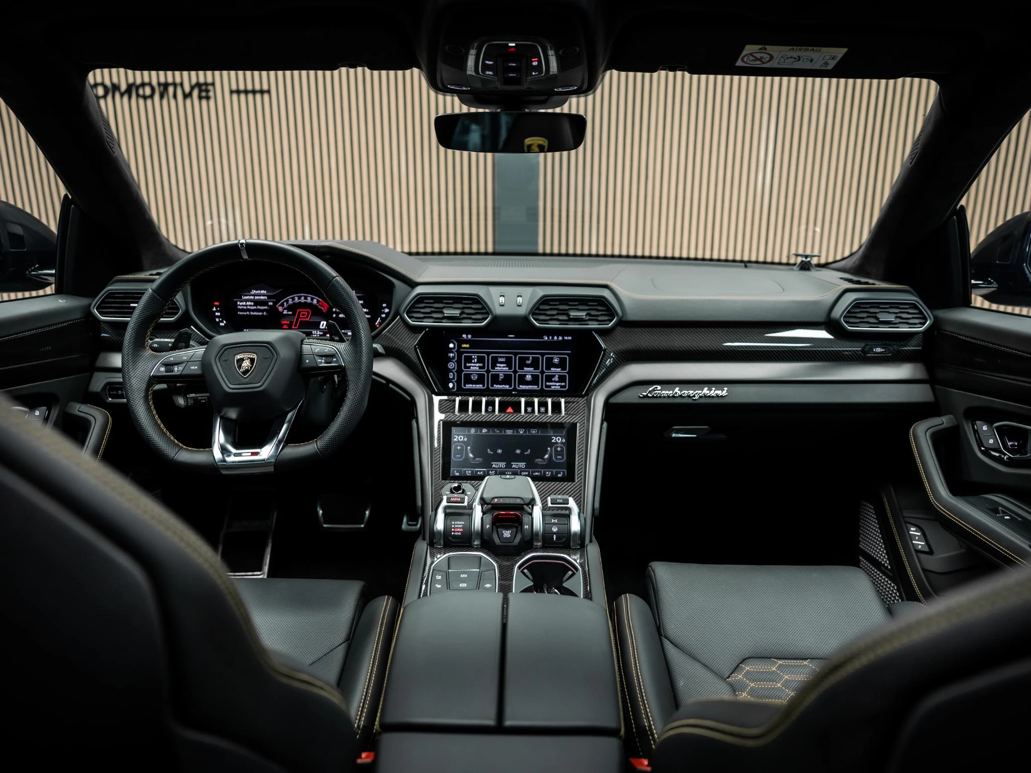 Hoofdafbeelding Lamborghini Urus