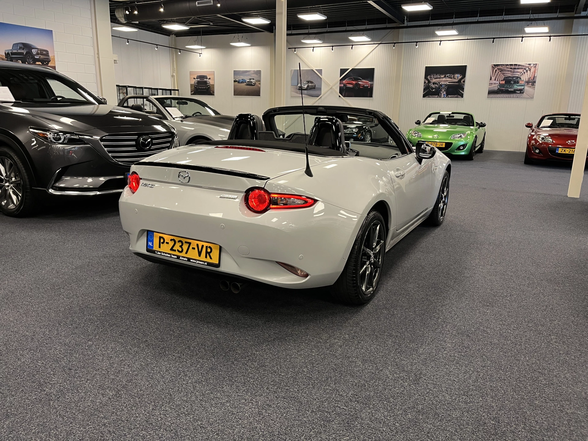 Hoofdafbeelding Mazda MX-5