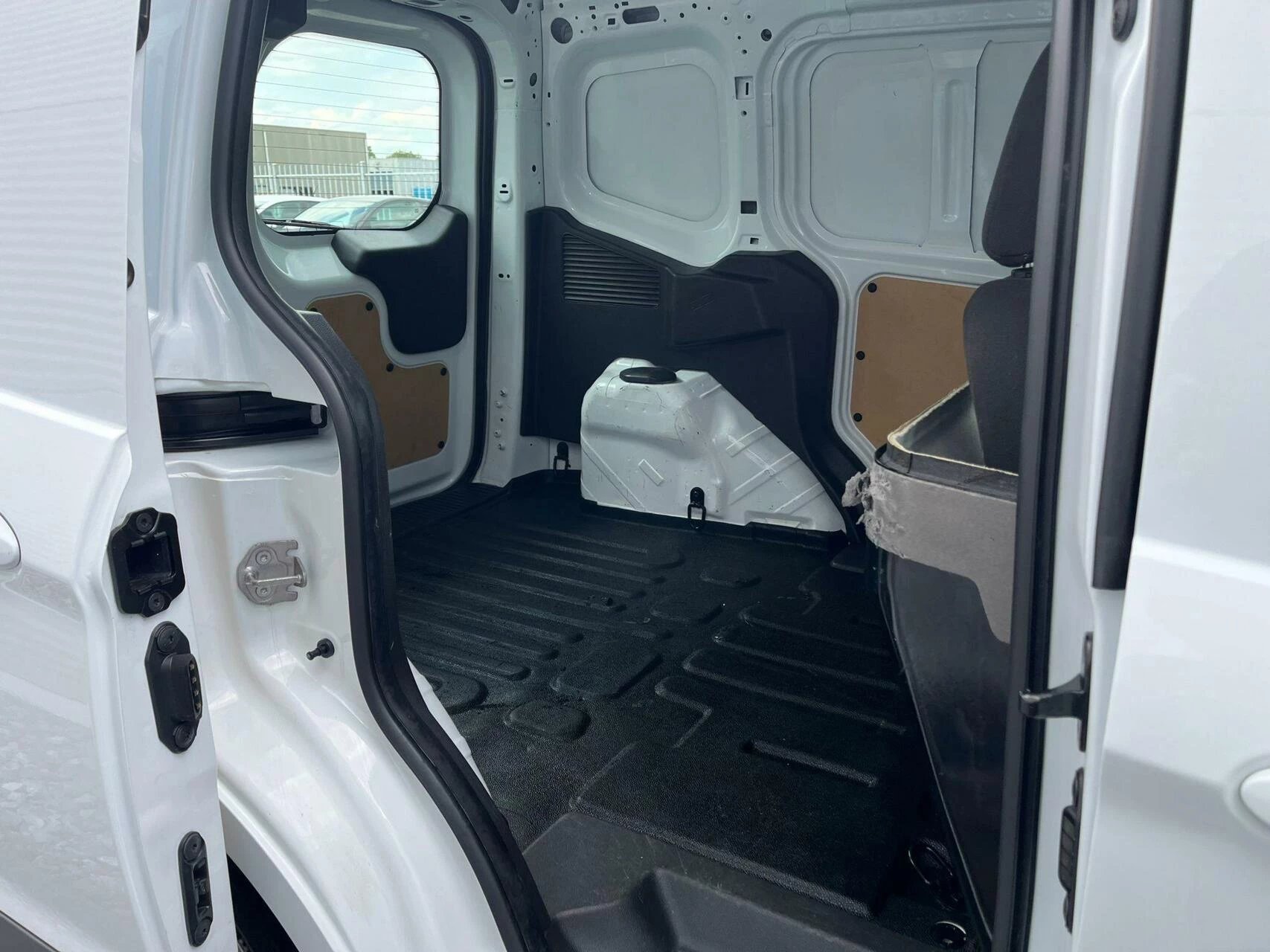 Hoofdafbeelding Ford Transit Courier