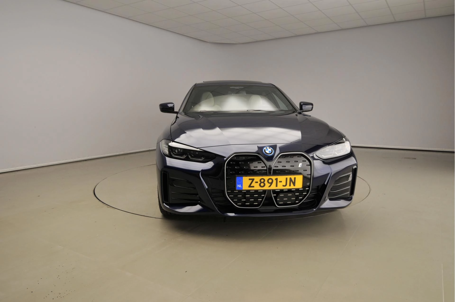 Hoofdafbeelding BMW i4