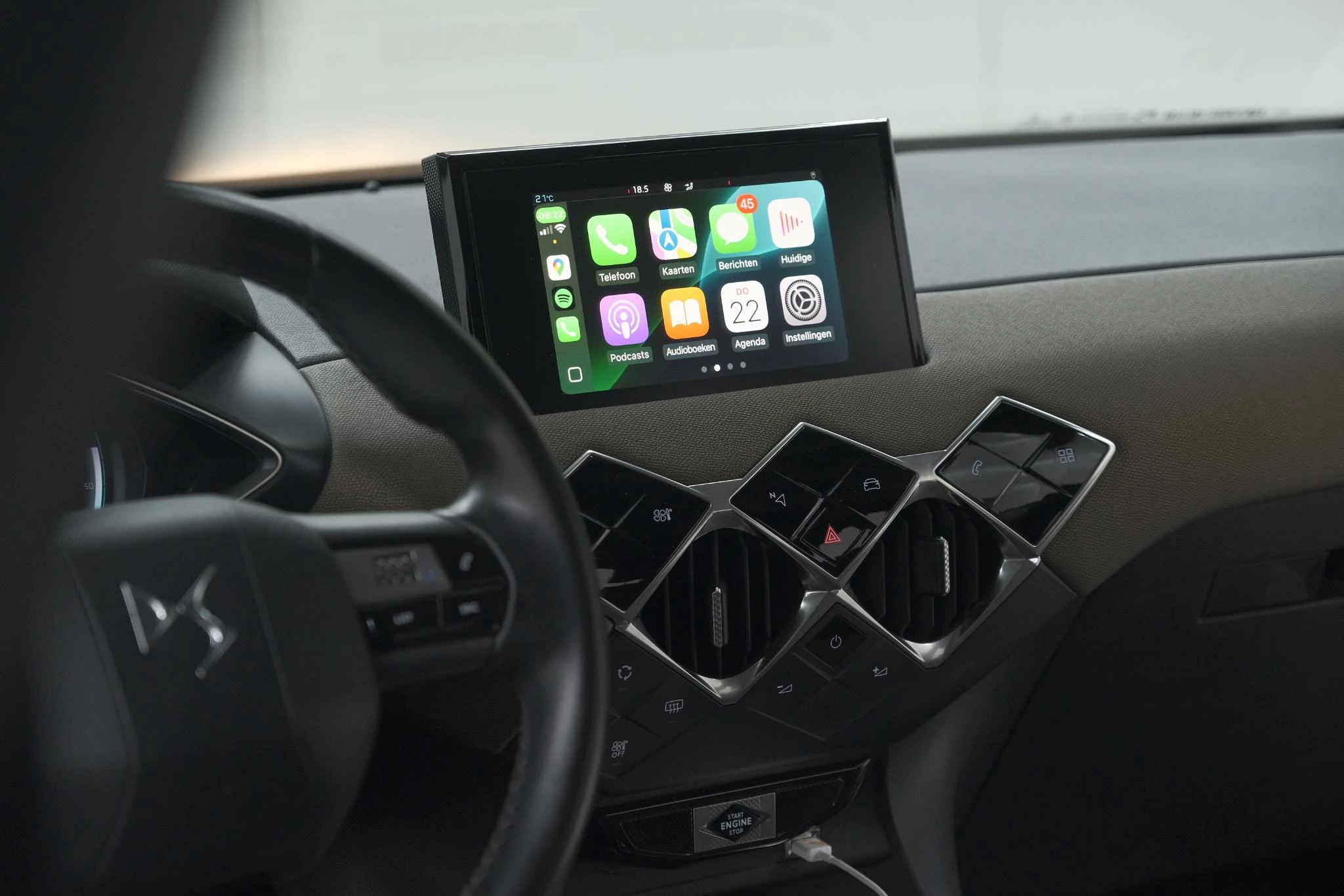 Hoofdafbeelding DS DS 3