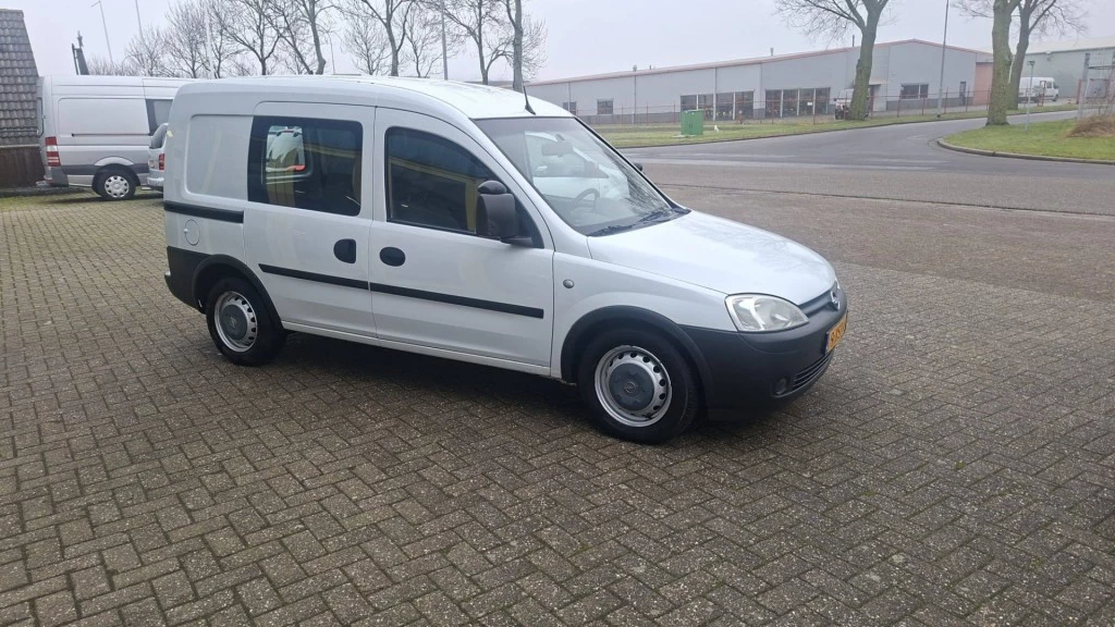 Hoofdafbeelding Opel Combo