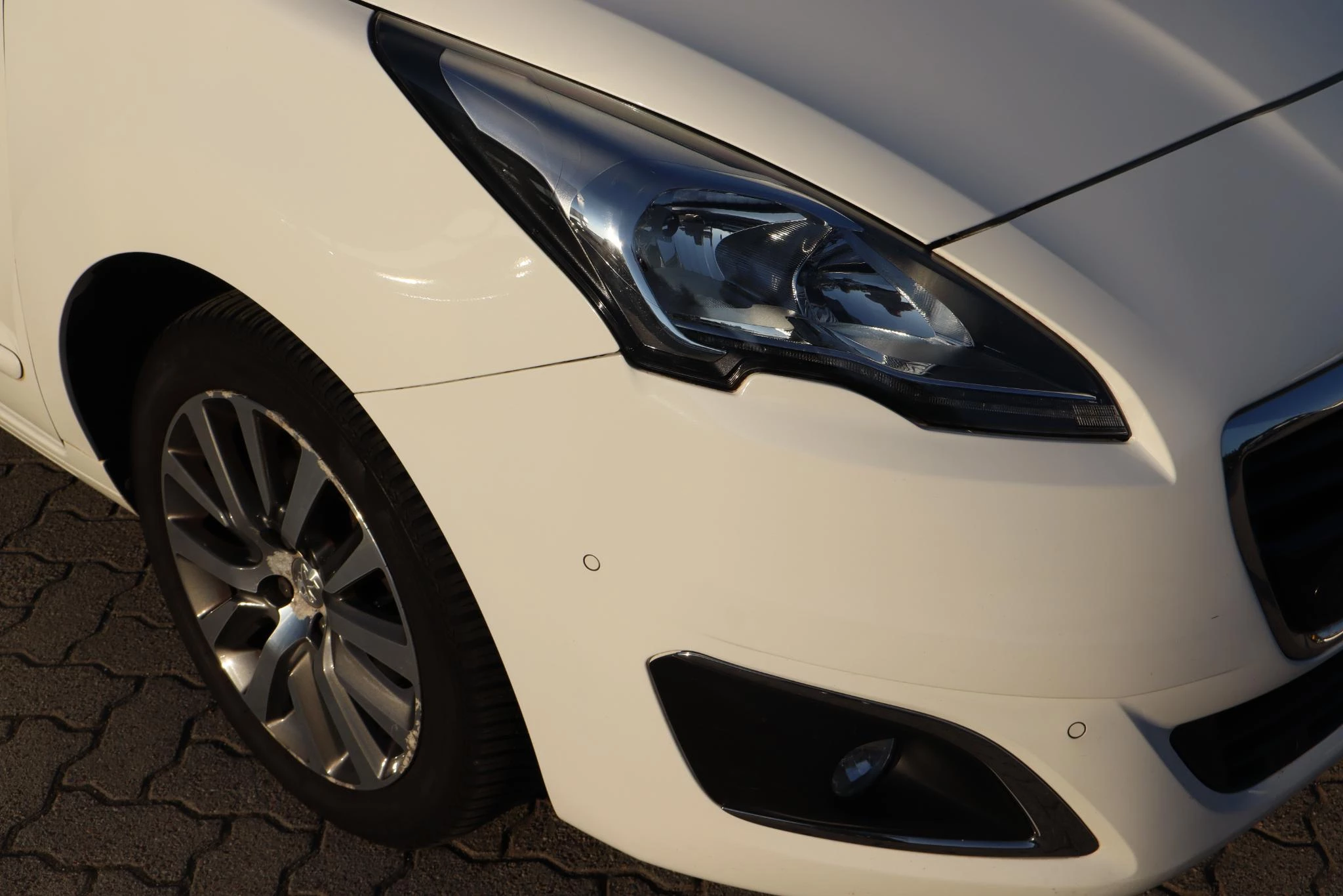 Hoofdafbeelding Peugeot 5008