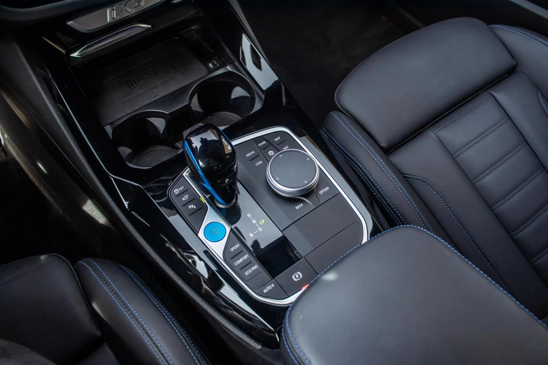 Hoofdafbeelding BMW iX3