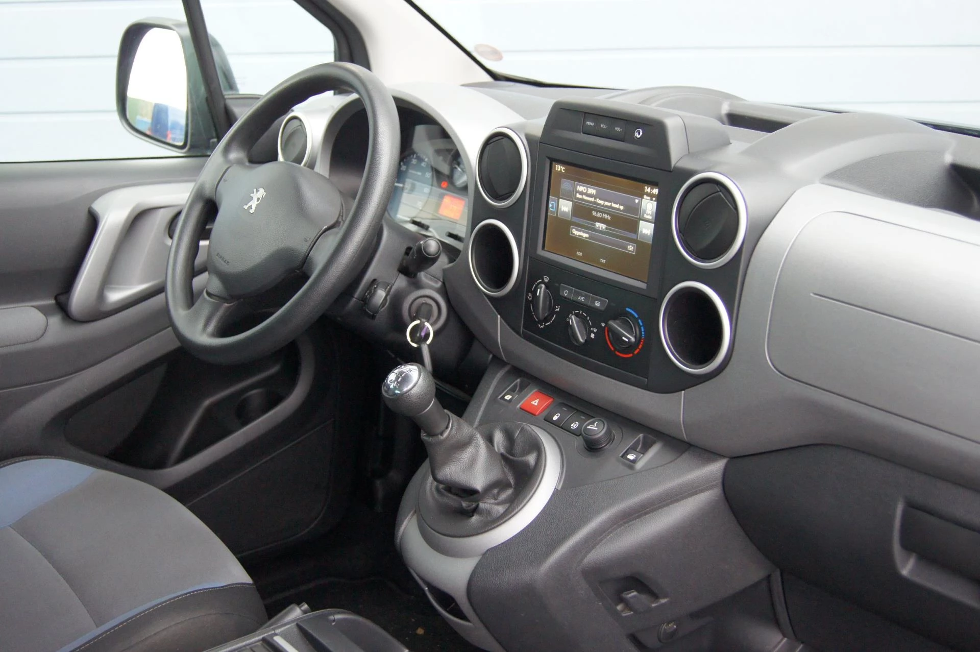 Hoofdafbeelding Peugeot Partner