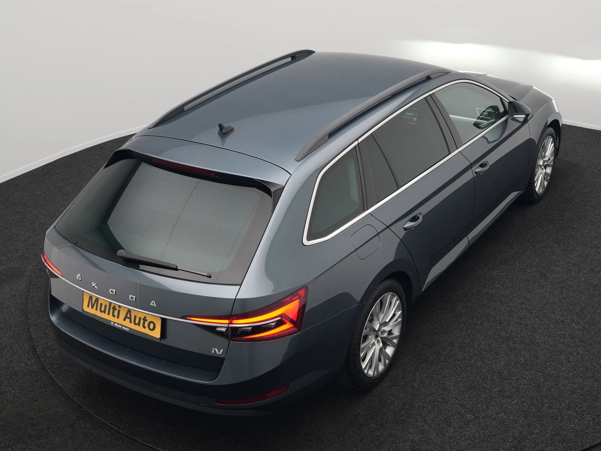 Hoofdafbeelding Škoda Superb
