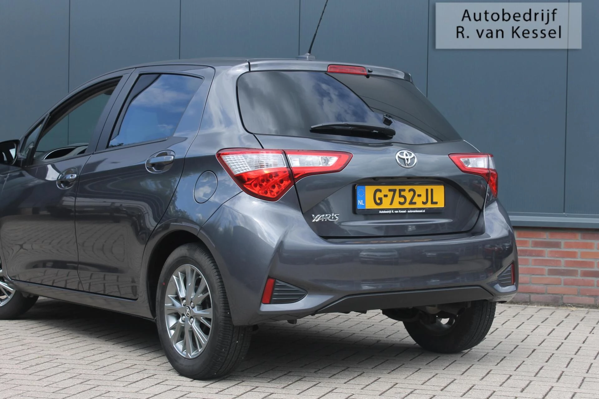 Hoofdafbeelding Toyota Yaris