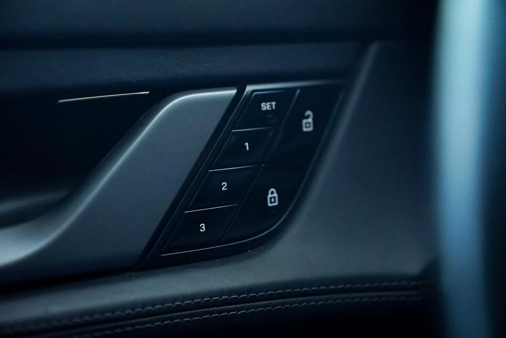 Hoofdafbeelding Porsche Taycan