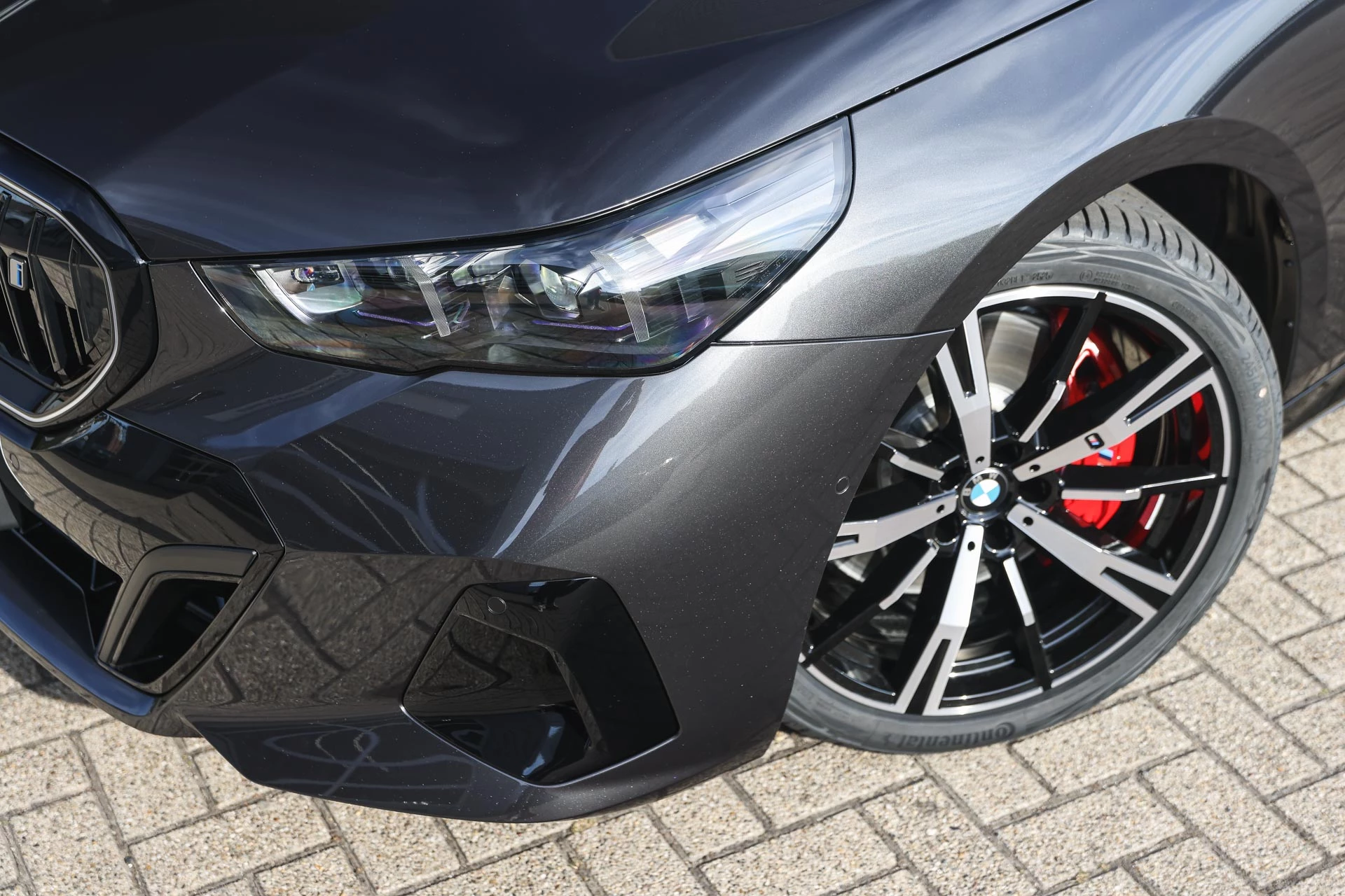 Hoofdafbeelding BMW i5