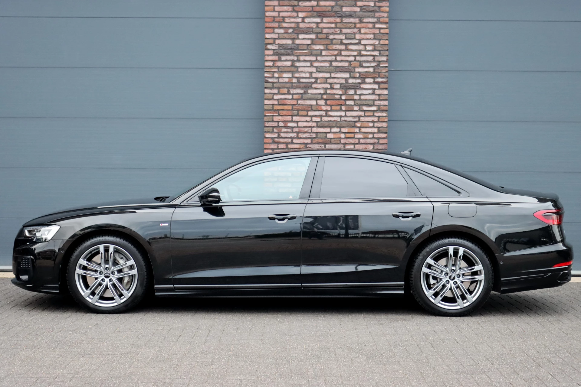 Hoofdafbeelding Audi A8