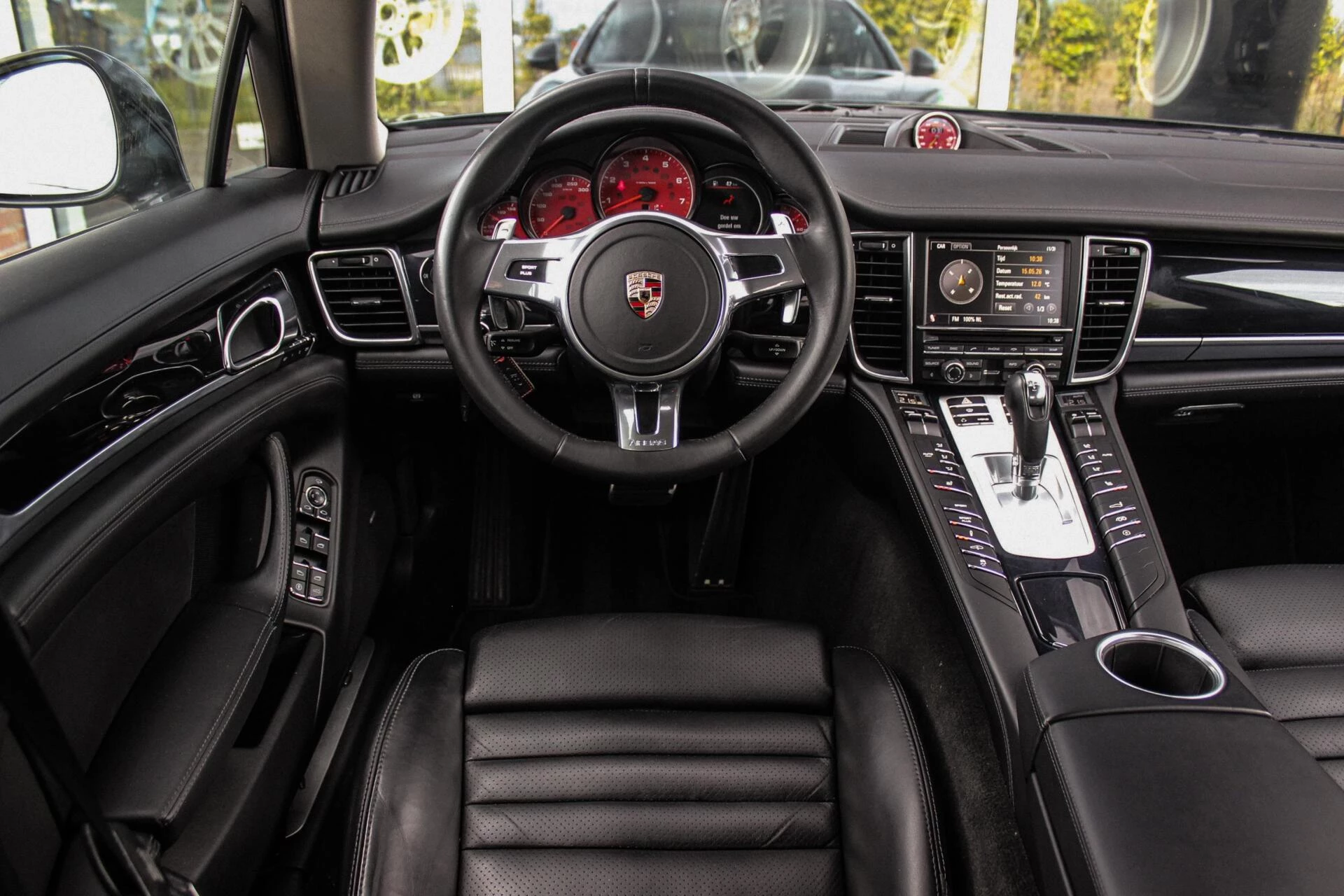 Hoofdafbeelding Porsche Panamera