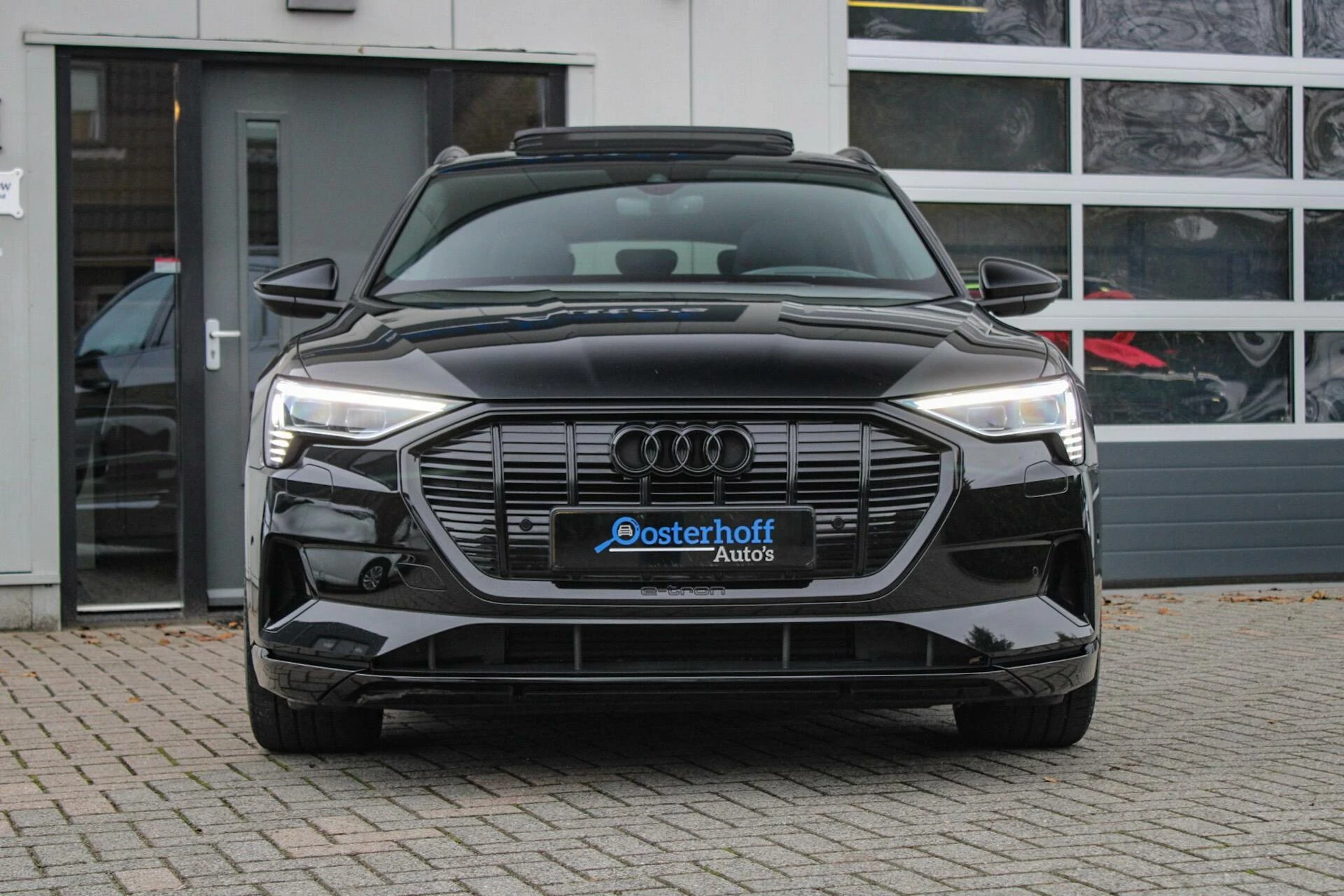 Hoofdafbeelding Audi e-tron