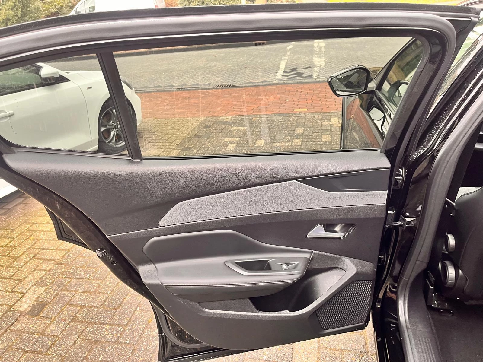 Hoofdafbeelding Peugeot 408