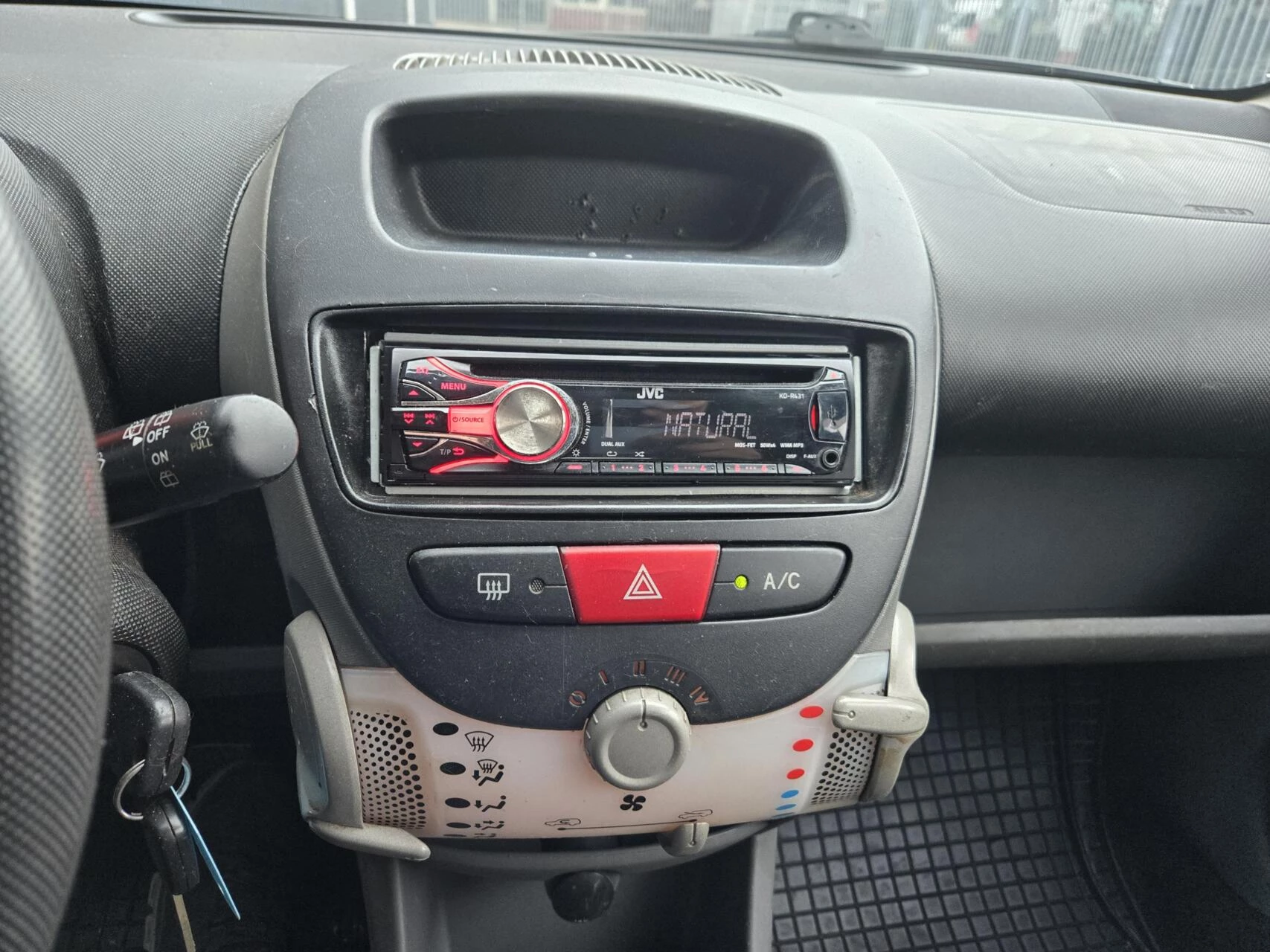 Hoofdafbeelding Peugeot 107