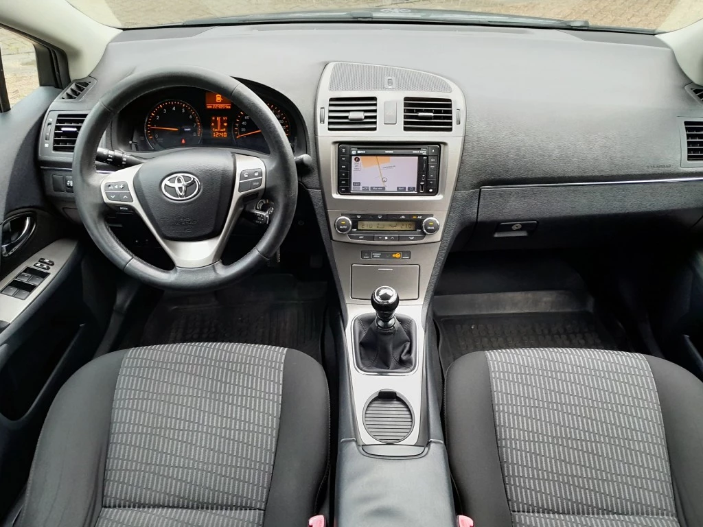 Hoofdafbeelding Toyota Avensis