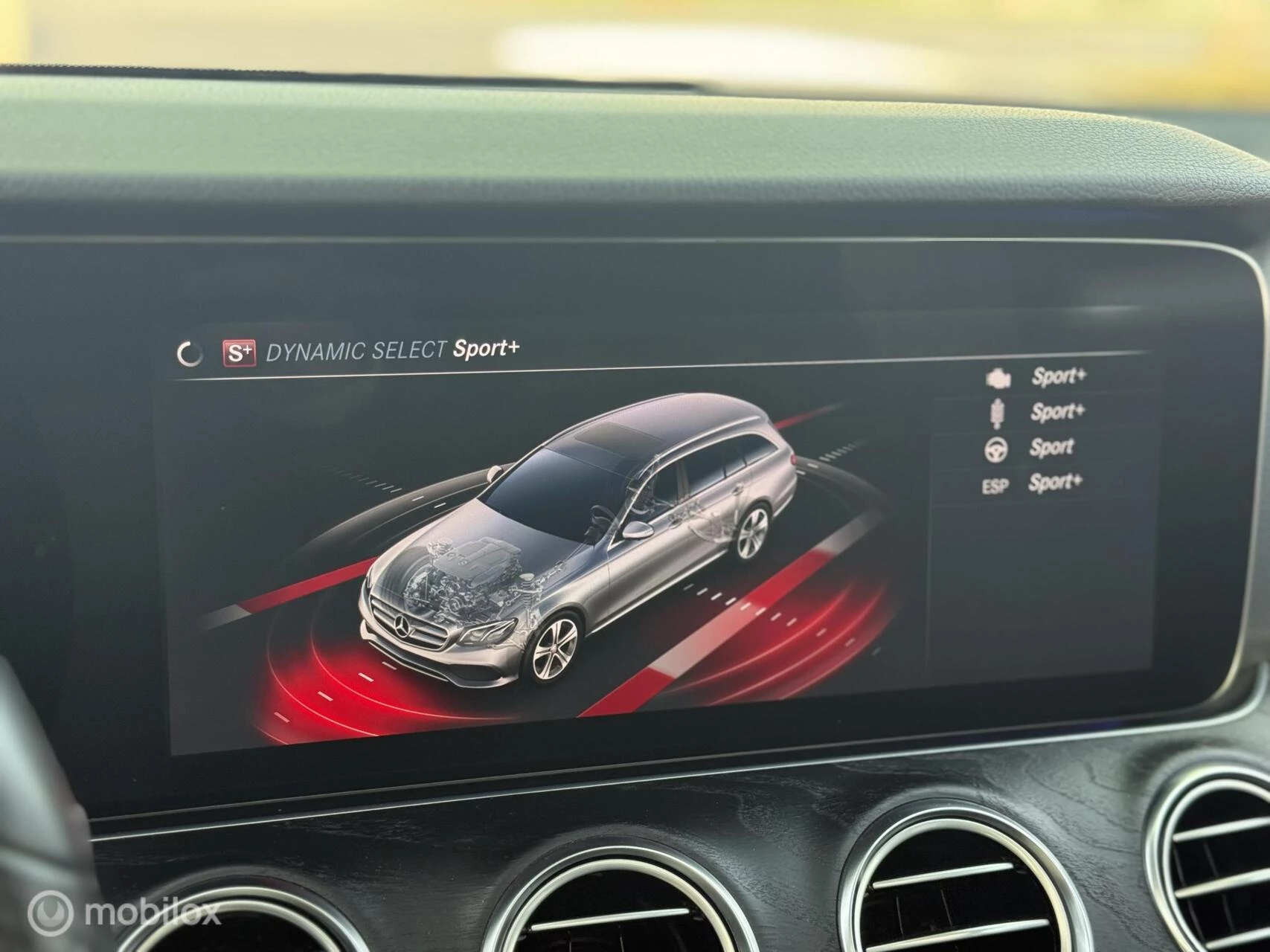 Hoofdafbeelding Mercedes-Benz E-Klasse