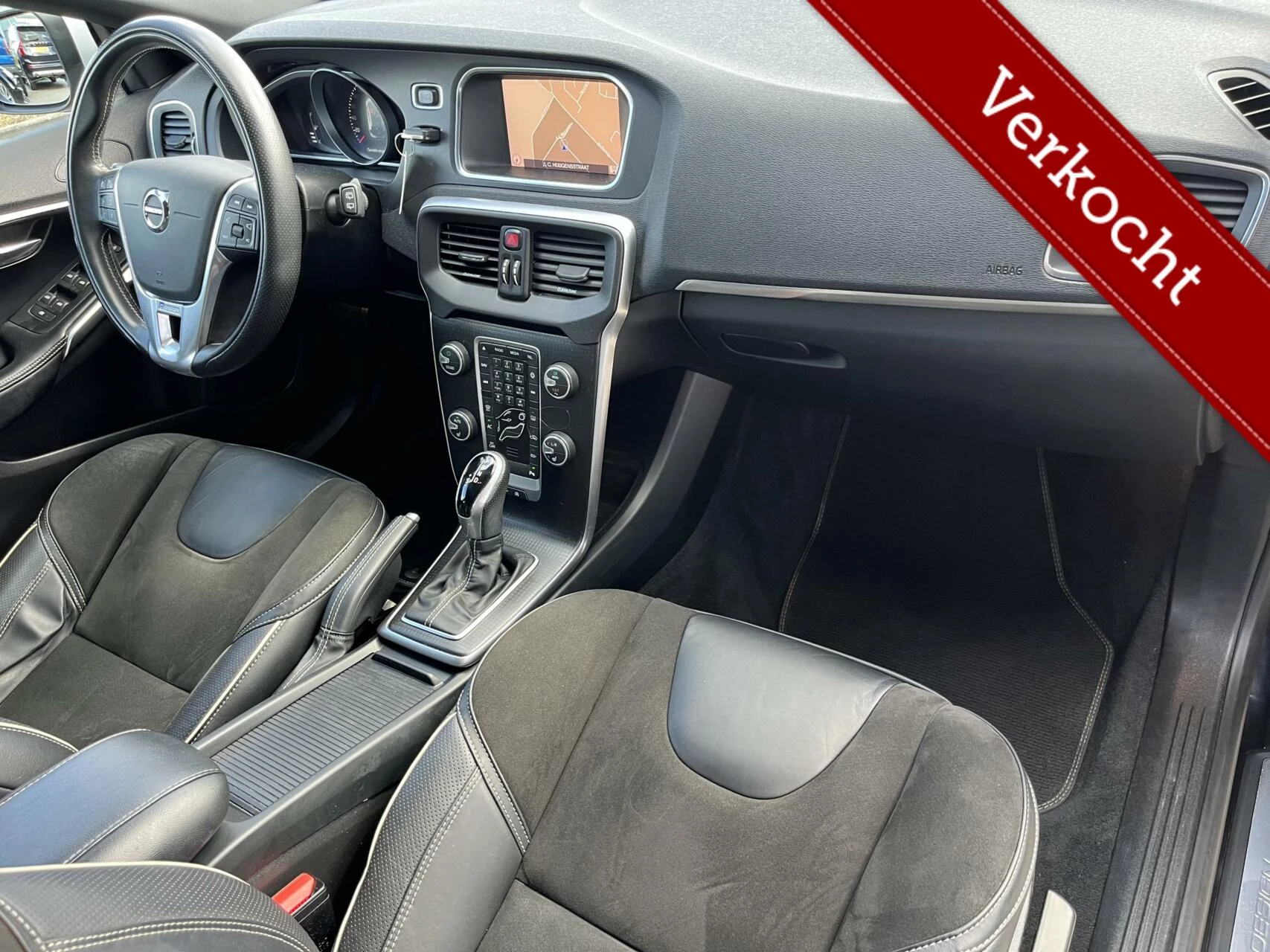 Hoofdafbeelding Volvo V40