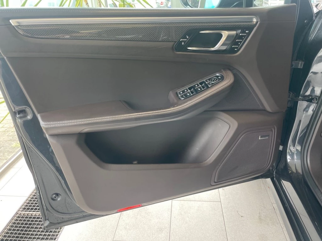 Hoofdafbeelding Porsche Macan