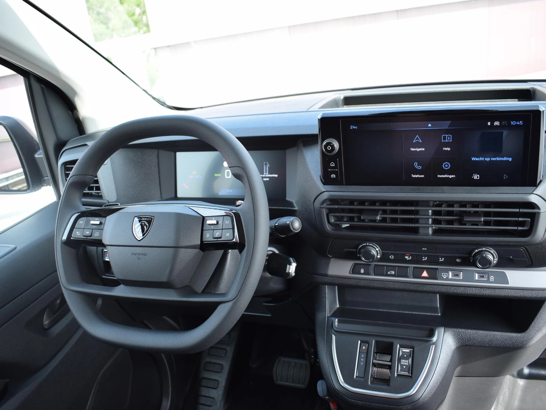 Hoofdafbeelding Peugeot e-Expert