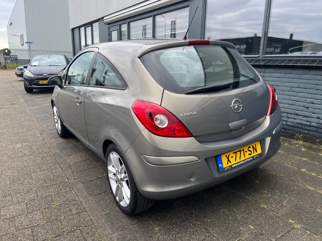 Hoofdafbeelding Opel Corsa