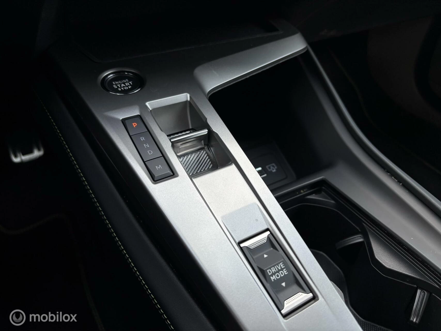 Hoofdafbeelding Peugeot 408
