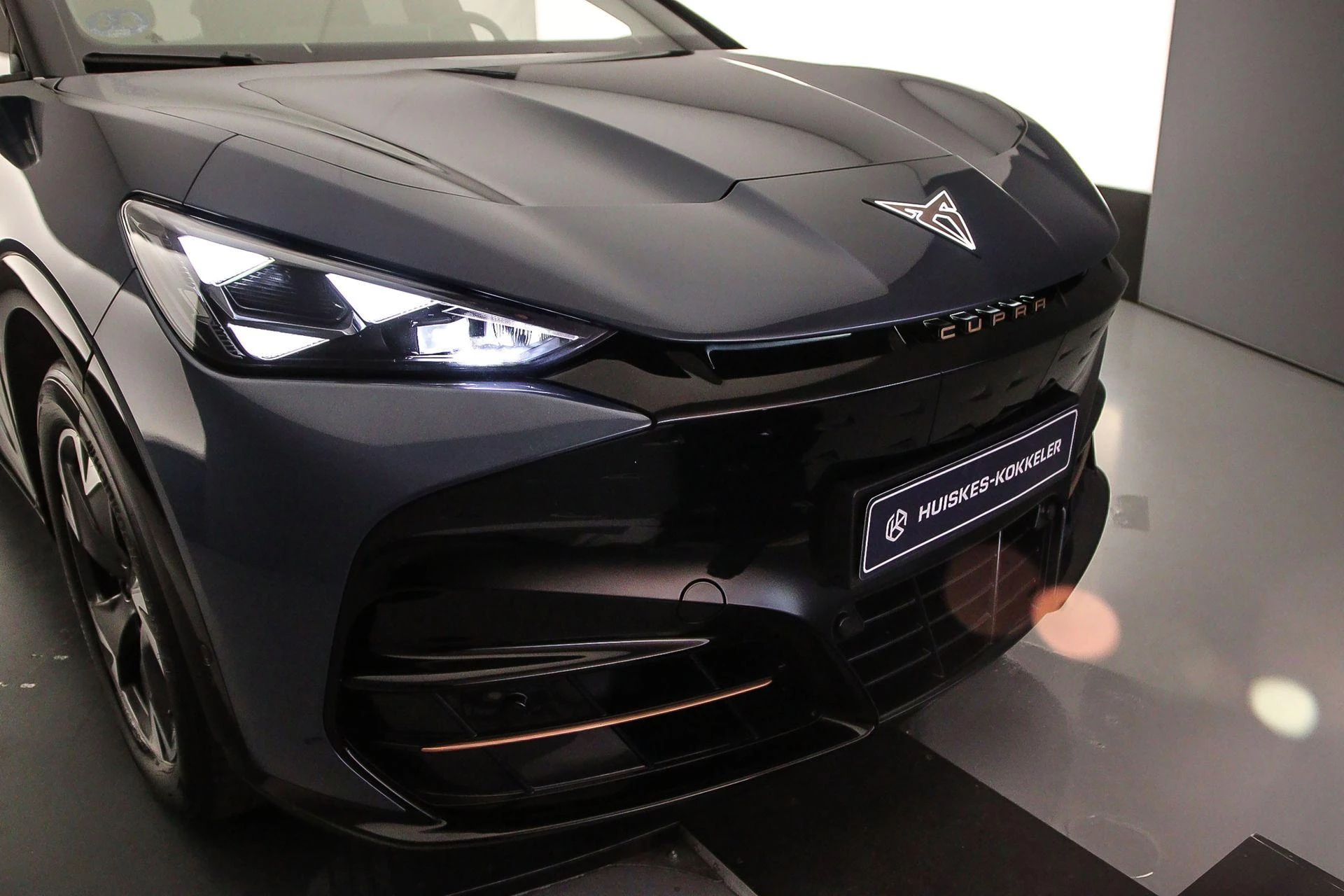 Hoofdafbeelding CUPRA Tavascan