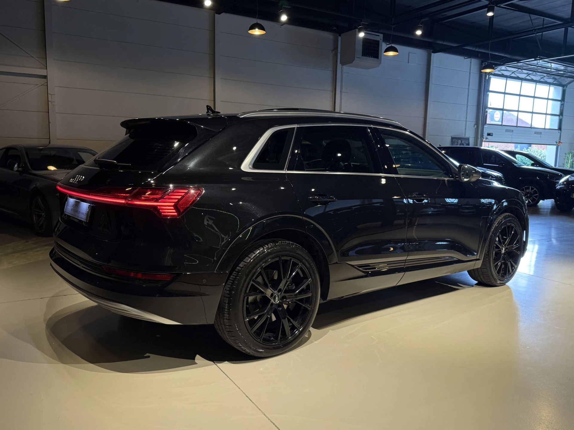 Hoofdafbeelding Audi e-tron