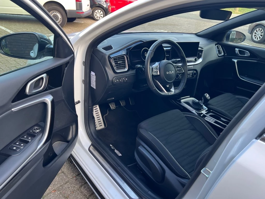 Hoofdafbeelding Kia Ceed