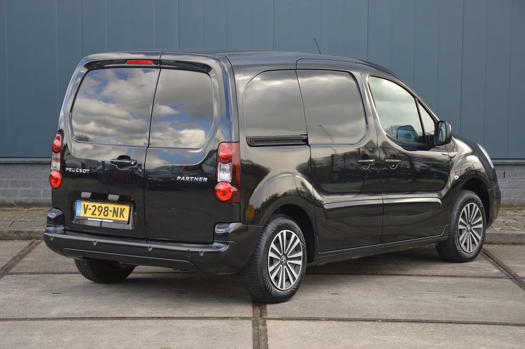 Hoofdafbeelding Peugeot Partner