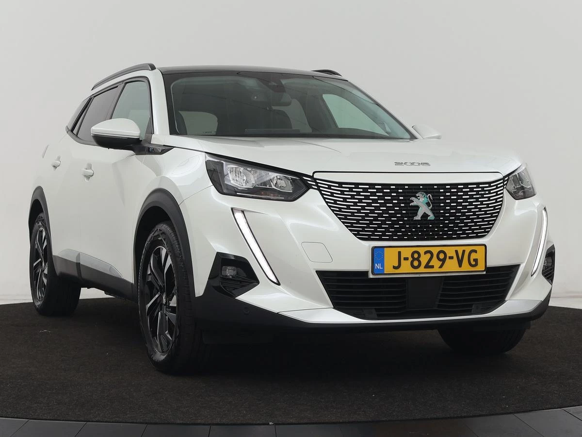 Hoofdafbeelding Peugeot e-2008