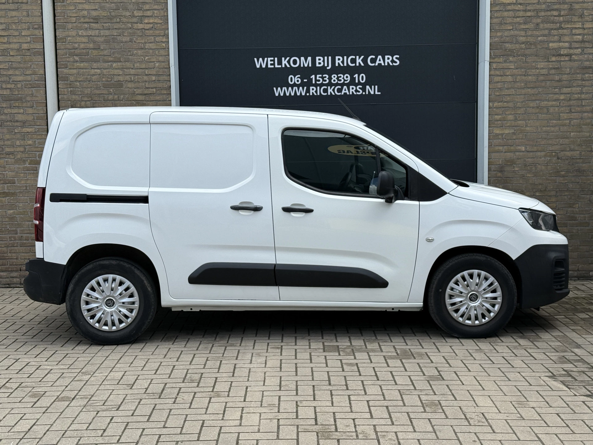 Hoofdafbeelding Peugeot Partner