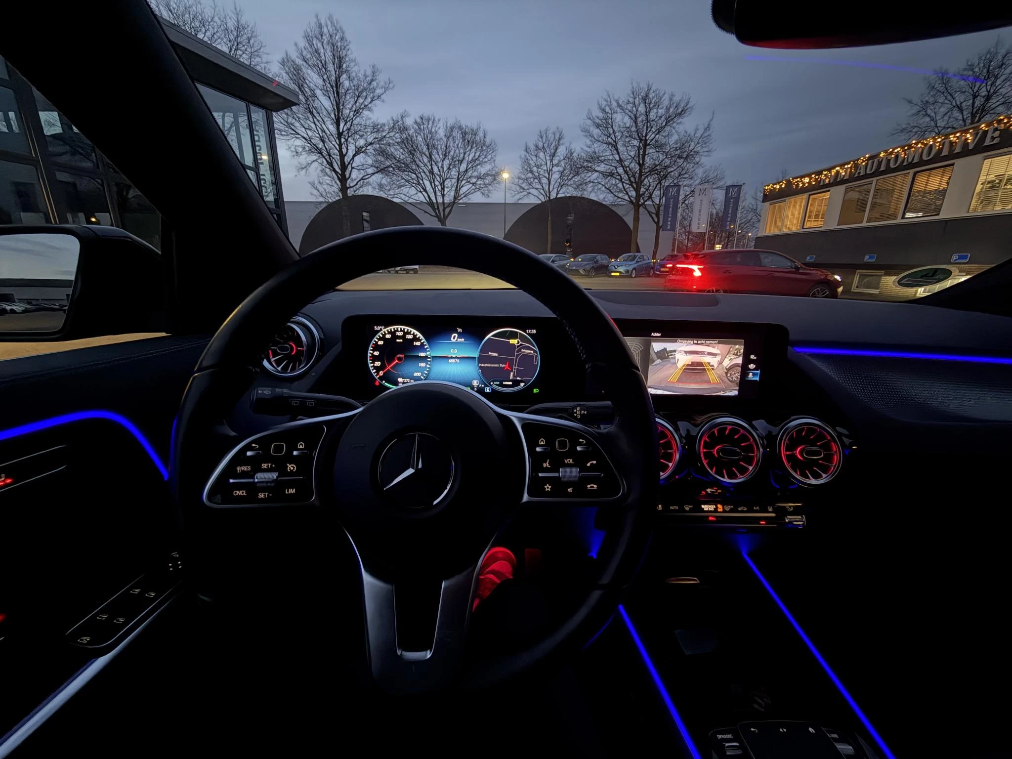 Hoofdafbeelding Mercedes-Benz EQA