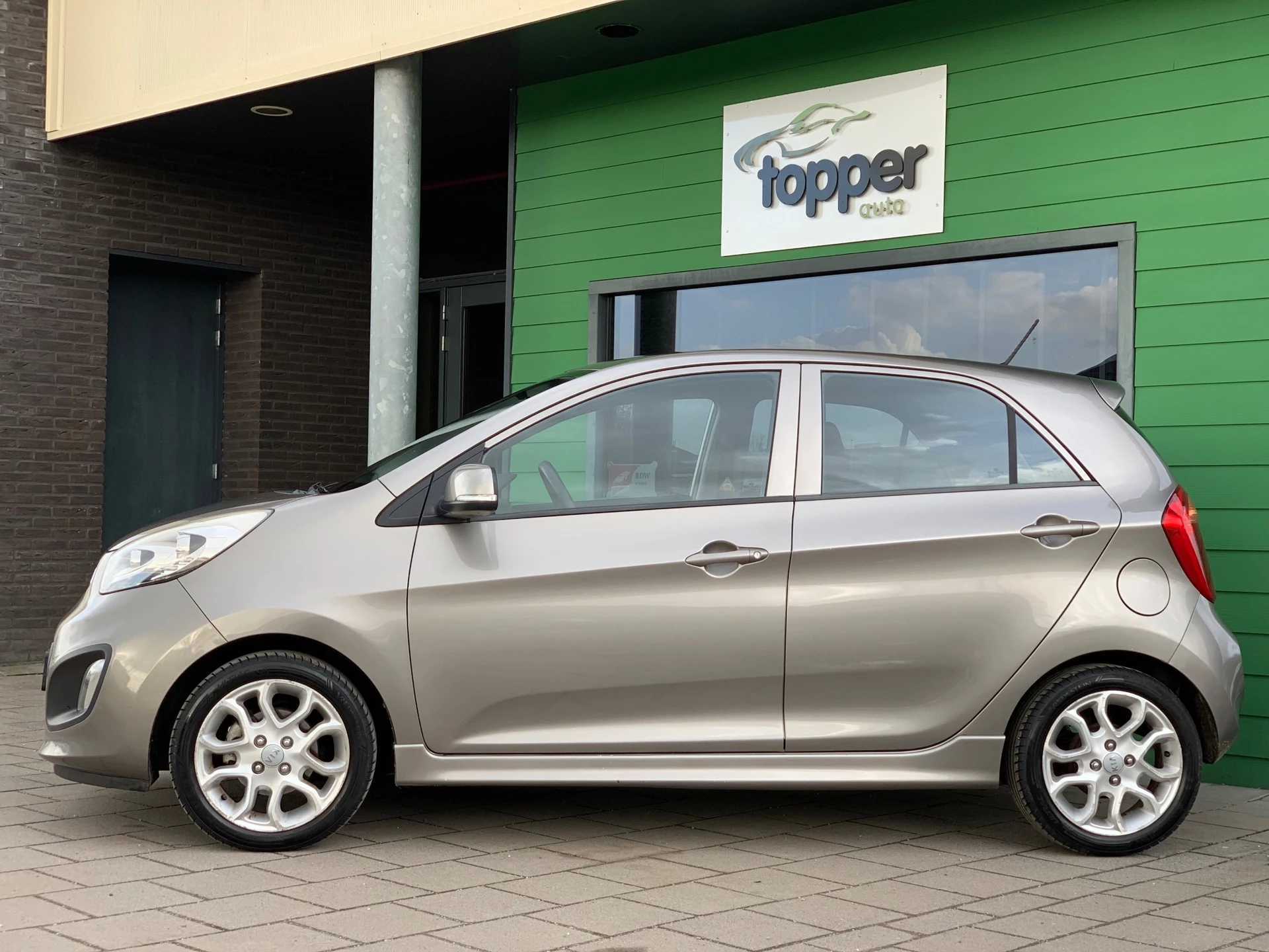 Hoofdafbeelding Kia Picanto