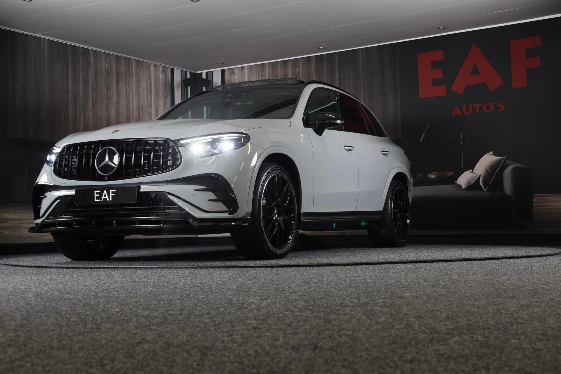 Hoofdafbeelding Mercedes-Benz GLC