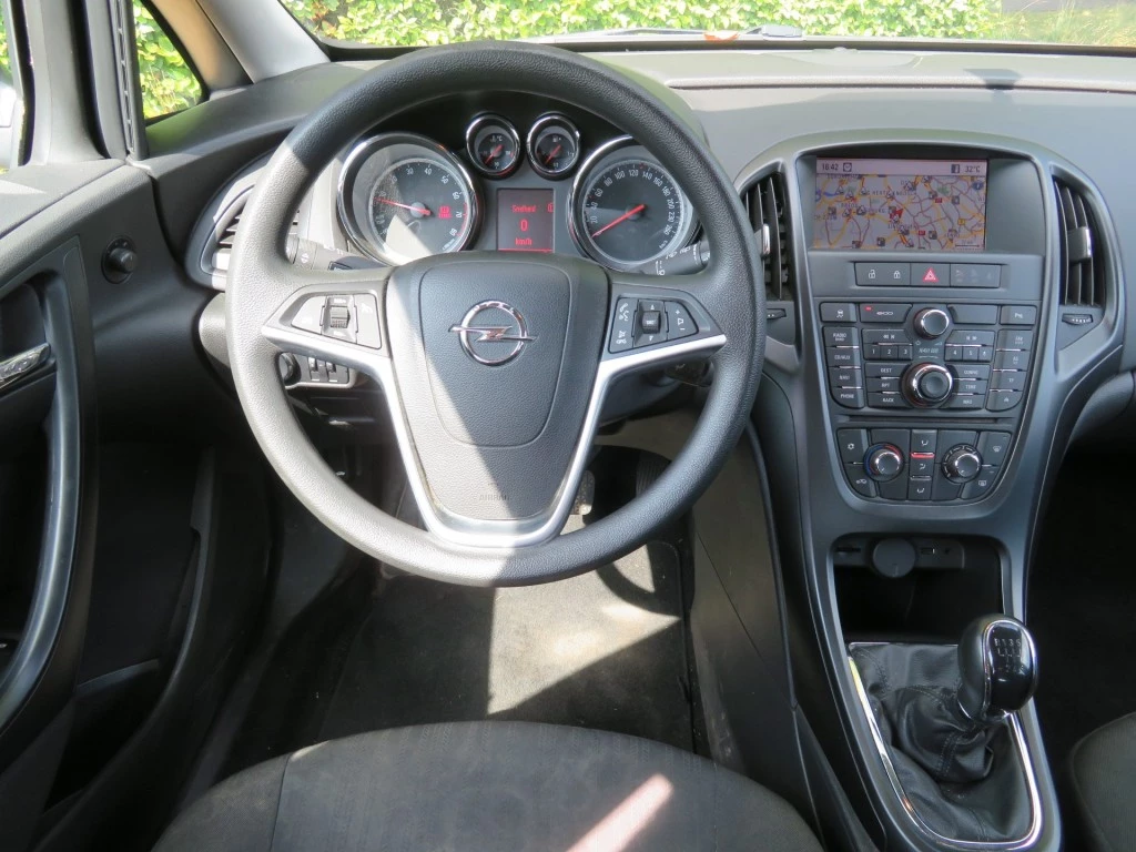 Hoofdafbeelding Opel Astra