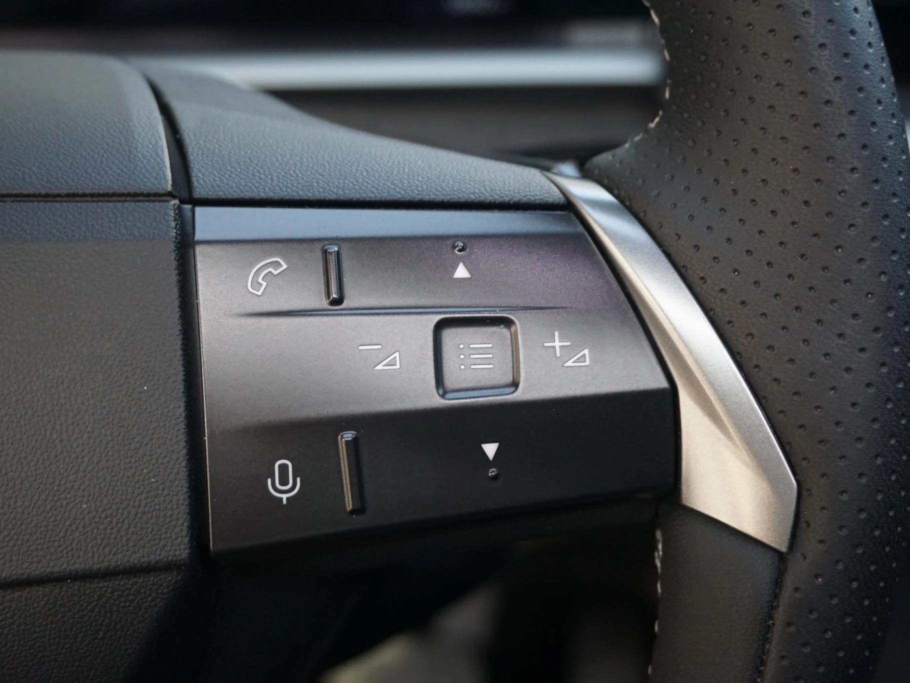 Hoofdafbeelding Opel Grandland