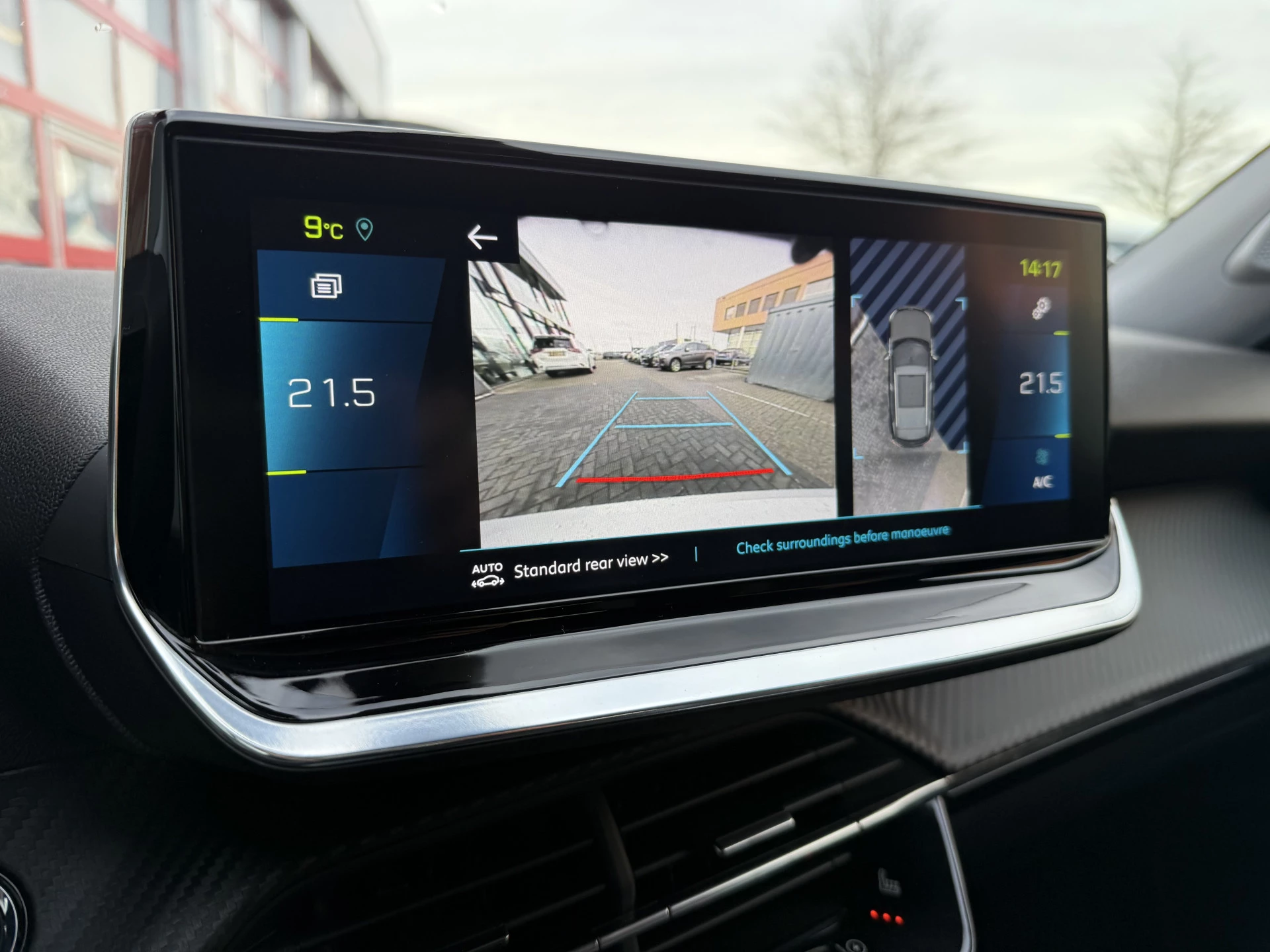 Hoofdafbeelding Peugeot e-2008