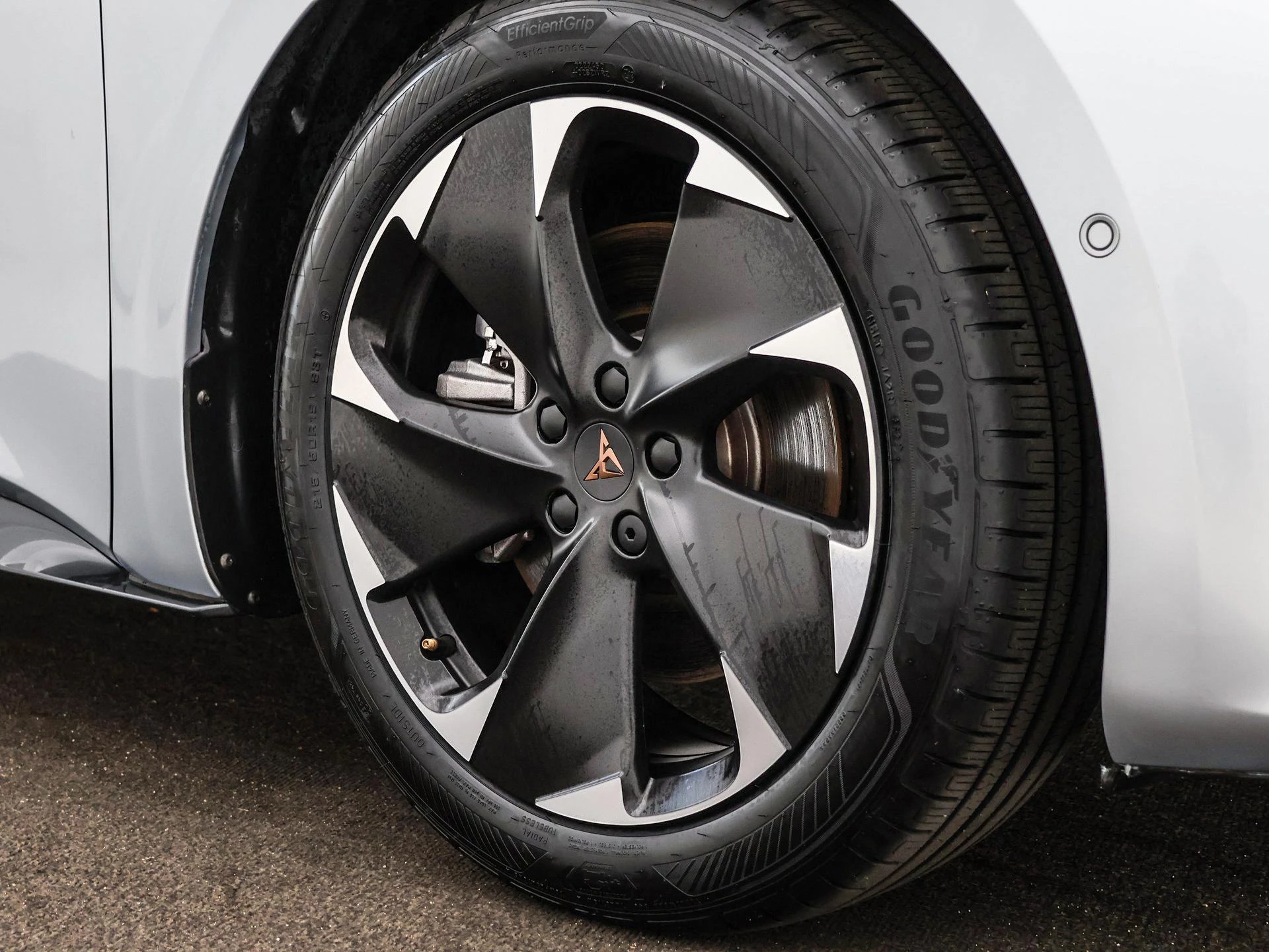 Hoofdafbeelding CUPRA Born