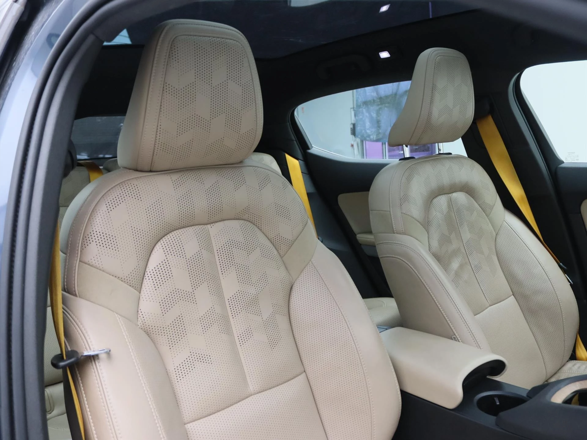 Hoofdafbeelding Polestar 2