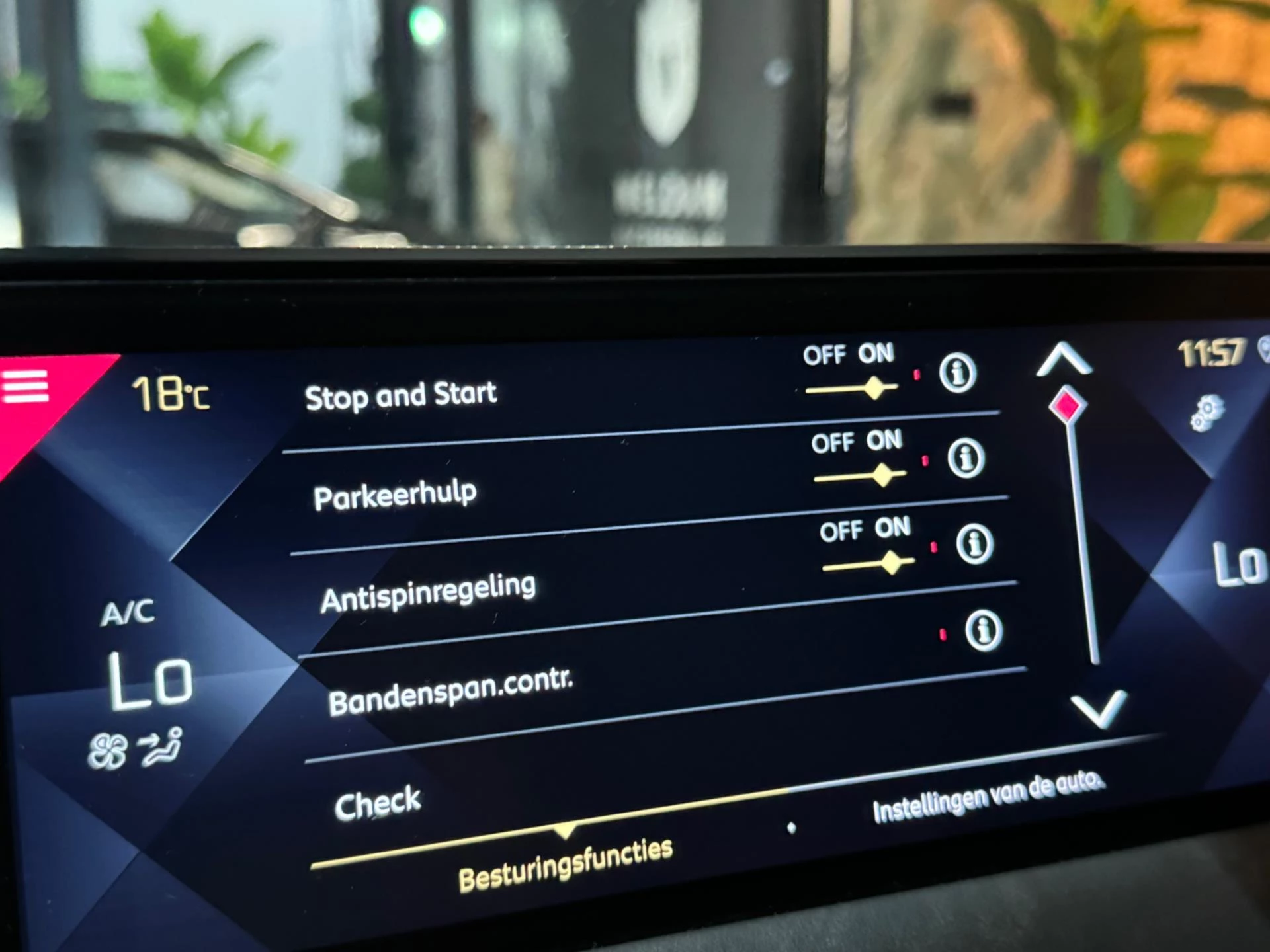 Hoofdafbeelding DS DS 3